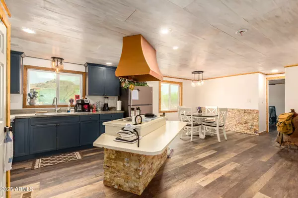 Queen Valley, AZ 85118,2340 W RUNNING DEER Road