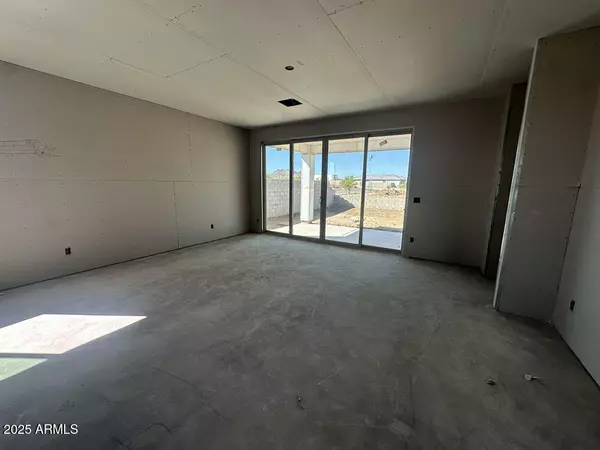 Peoria, AZ 85383,7718 W SADDLEHORN Road