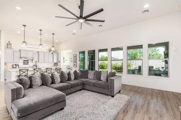 Mesa, AZ 85212,4349 S Electron --