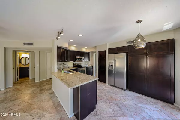 Phoenix, AZ 85044,9447 S 51ST Street