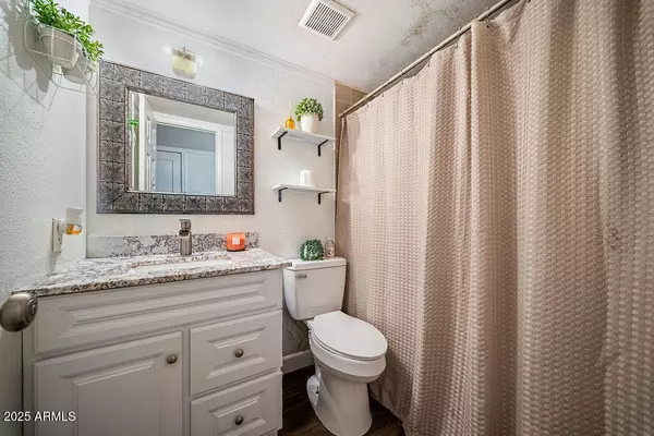Phoenix, AZ 85033,4233 N 68TH Avenue
