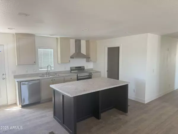 Tonopah, AZ 85354,40325 W HARRISON Street