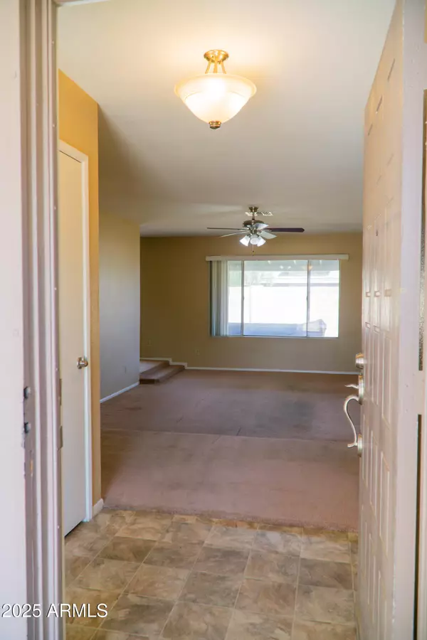 Phoenix, AZ 85032,4060 E KAREN Drive