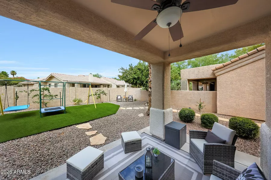 14220 N HAWTHORN Court #A, Fountain Hills, AZ 85268