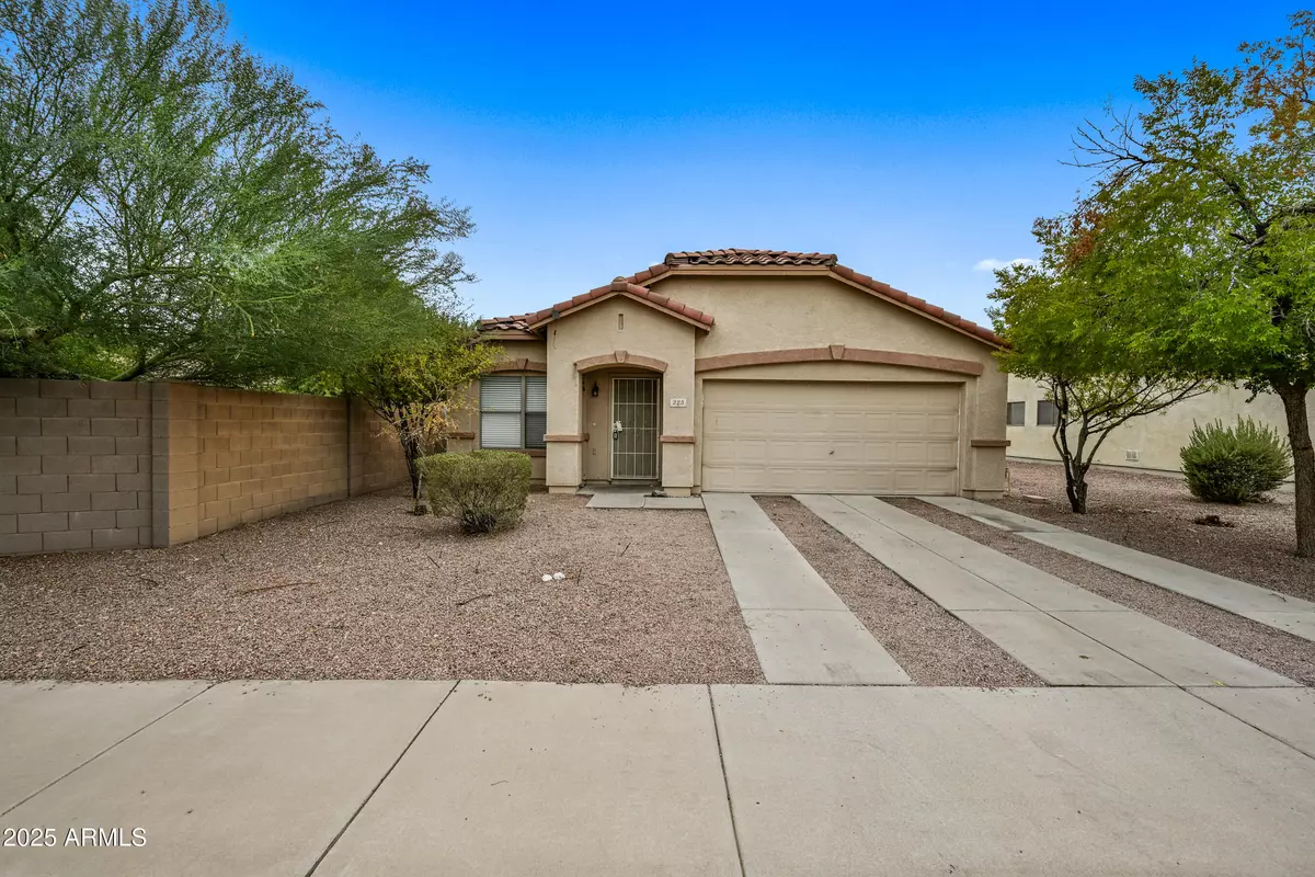 Phoenix, AZ 85042,225 E GWEN Street