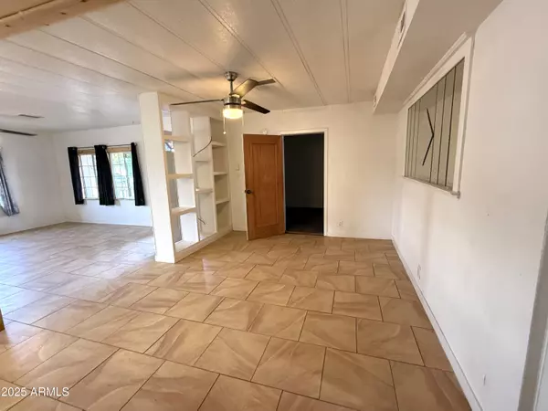 Phoenix, AZ 85022,109 E ANNETTE Drive
