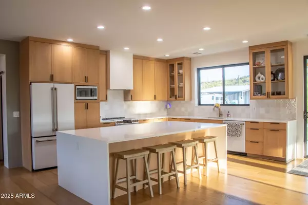 Phoenix, AZ 85086,1833 E MARIOLA Way