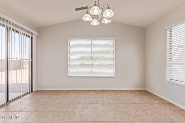 Tolleson, AZ 85353,1902 S 86TH Drive