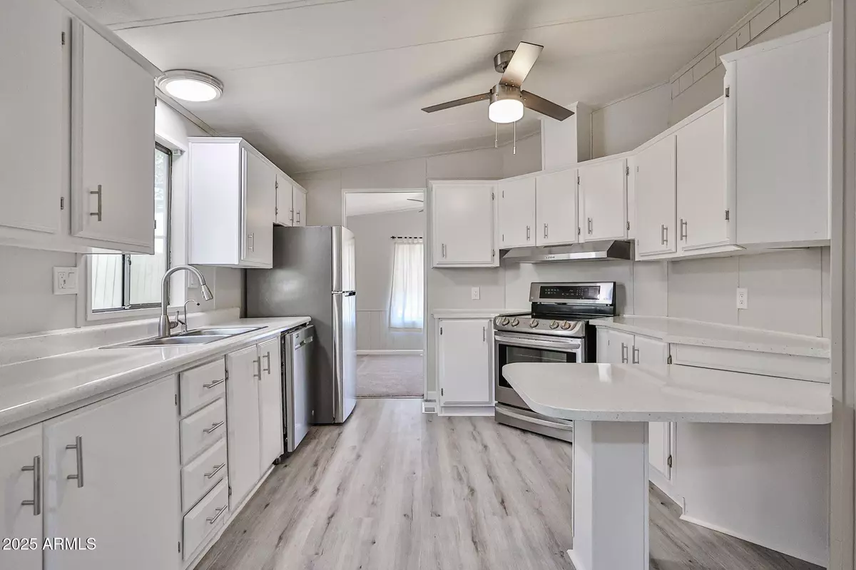 Peoria, AZ 85345,10951 N 91 Avenue #23