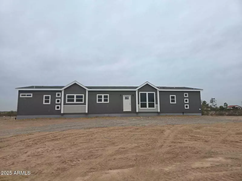 2930 N 333RD Avenue, Tonopah, AZ 85354