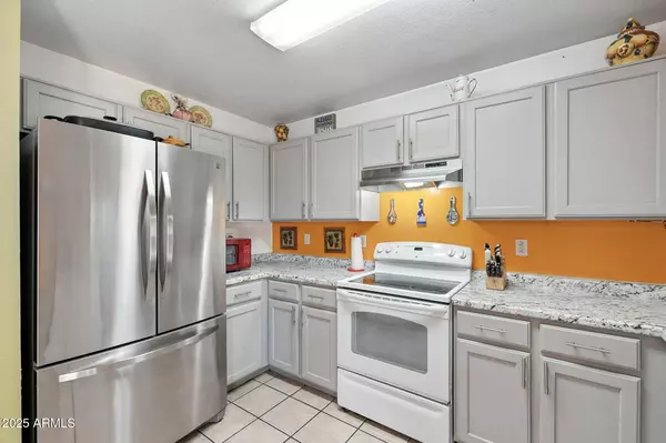 Phoenix, AZ 85037,8536 W College Drive