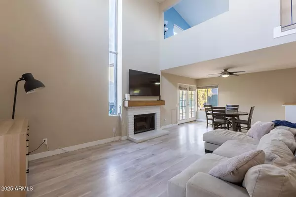 Phoenix, AZ 85042,4131 E CARTER Drive