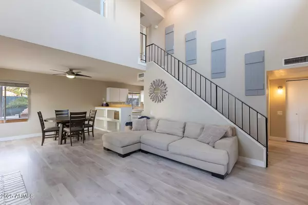Phoenix, AZ 85042,4131 E CARTER Drive