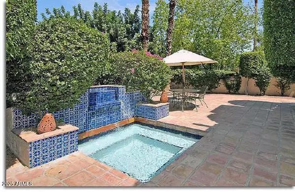 Scottsdale, AZ 85258,10061 E CINNABAR Avenue
