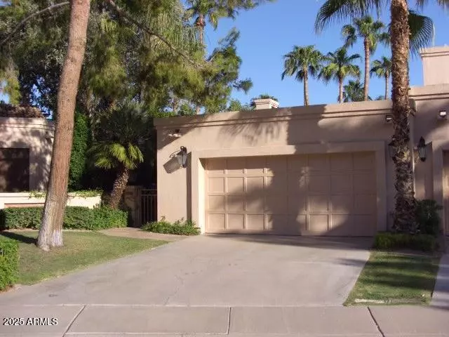 Scottsdale, AZ 85258,10061 E CINNABAR Avenue