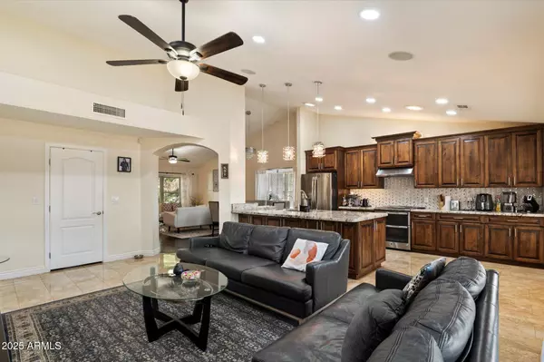 Phoenix, AZ 85024,19002 N 12TH Place