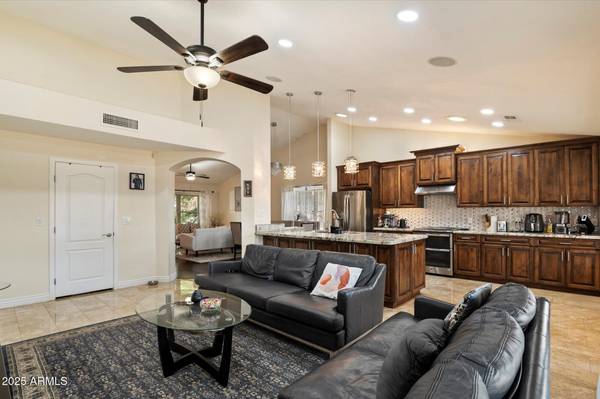 Phoenix, AZ 85024,19002 N 12TH Place