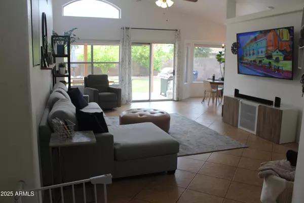 Chandler, AZ 85226,33 S POPLAR Way