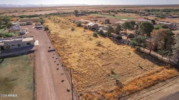San Tan Valley, AZ 85140,43355 N JACKRABBIT Road #4
