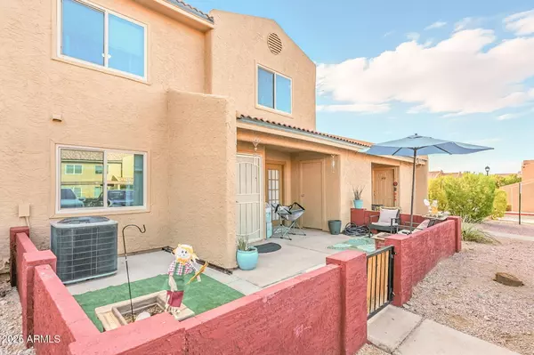 Phoenix, AZ 85042,3511 E BASELINE Road #1140