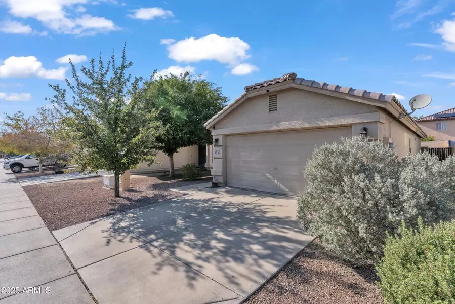 11216 W SELLS Drive, Phoenix, AZ 85037