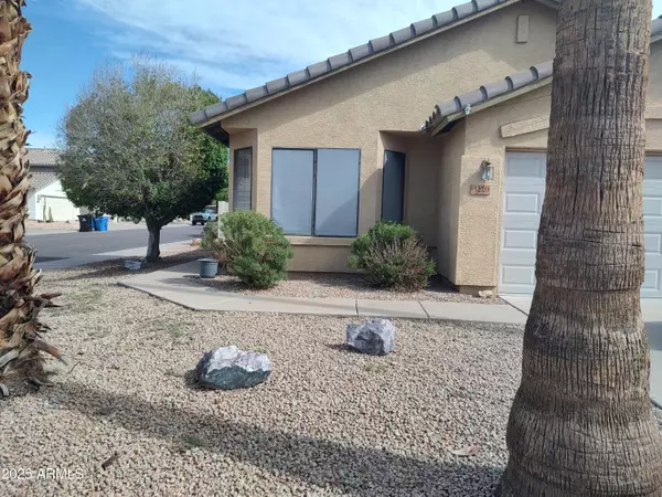 3220 E HONONEGH Drive, Phoenix, AZ 85050