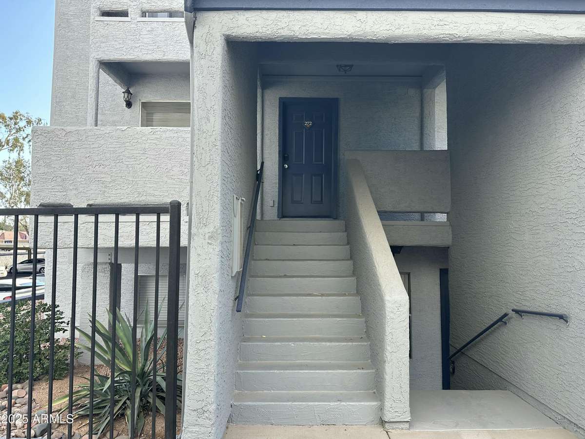 Mesa, AZ 85202,1331 W Baseline Road #272