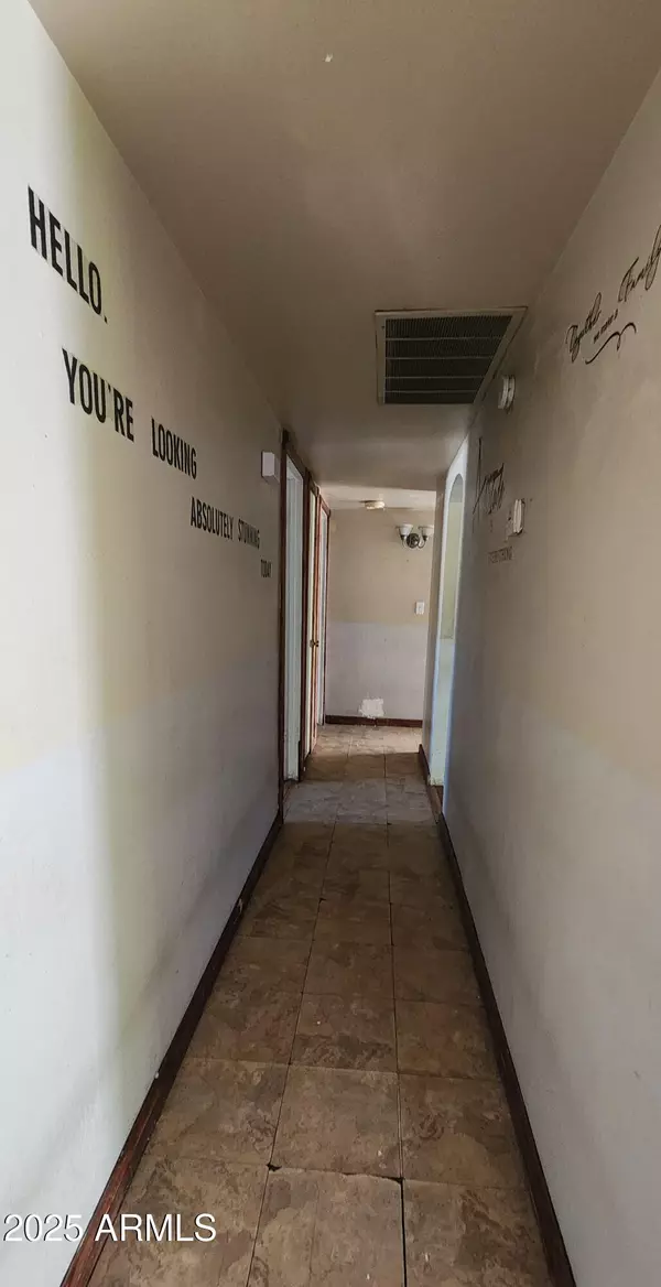 Phoenix, AZ 85019,5740 N 42ND Lane