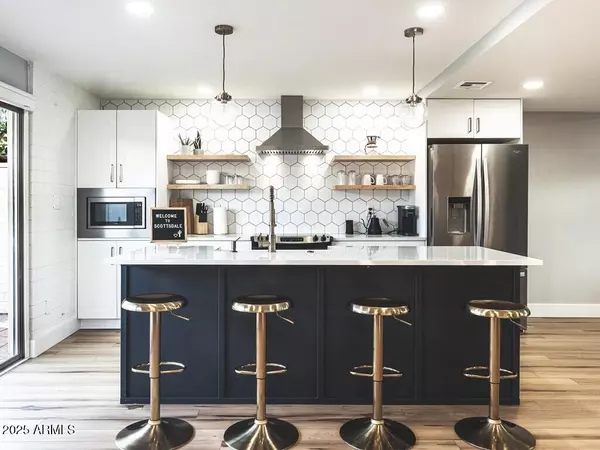 Scottsdale, AZ 85251,7740 E HEATHERBRAE Avenue #16