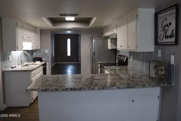 Laveen, AZ 85339,5121 W MCNEIL Street