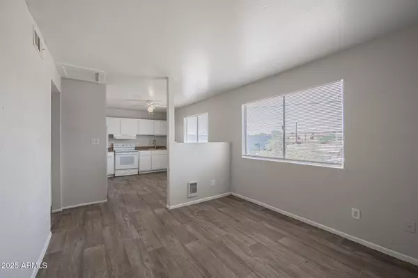 Phoenix, AZ 85008,622 N 30TH Place #4