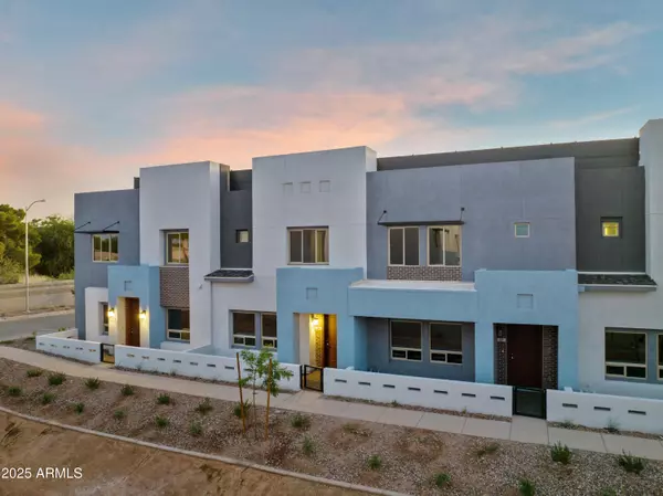 Chandler, AZ 85225,733 E Commonwealth Avenue #29