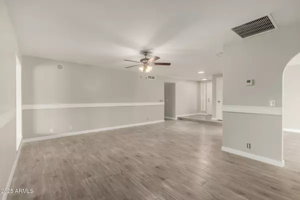 Glendale, AZ 85308,4001 W LIBBY Street