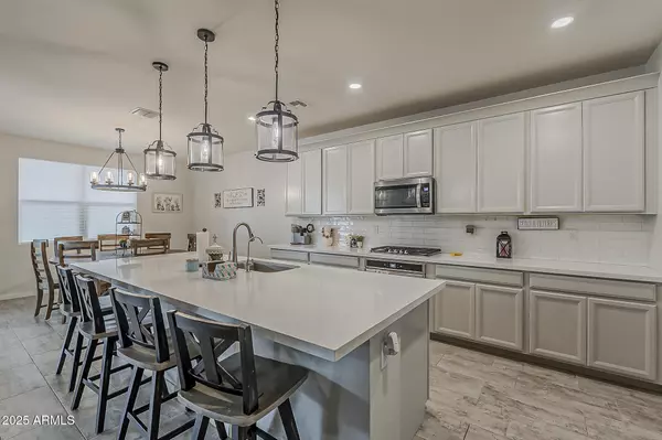 Waddell, AZ 85355,18618 W LAWRENCE Lane