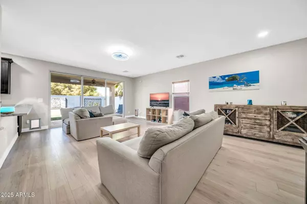 Peoria, AZ 85345,7036 W LINCOLN Street
