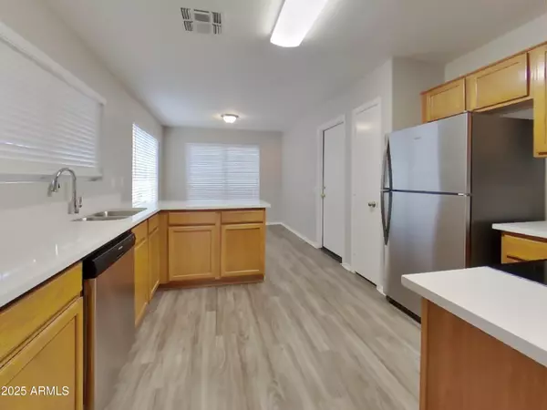 Chandler, AZ 85225,1850 E OAKLAND Street