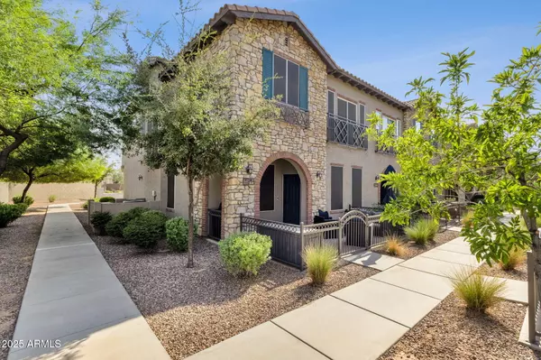 Gilbert, AZ 85297,4772 E Portola Valley Drive #101