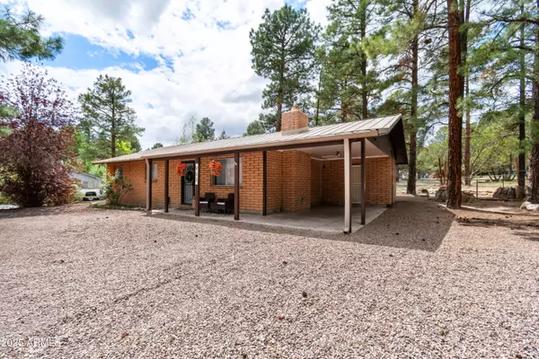 Show Low, AZ 85901,960 N 32ND Avenue