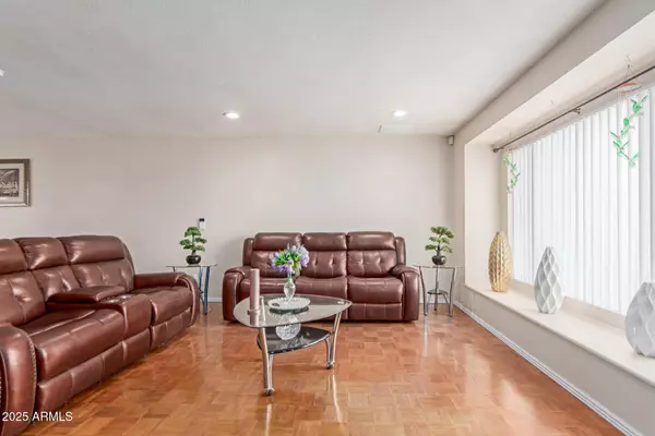 Phoenix, AZ 85019,3917 W MARLETTE Avenue