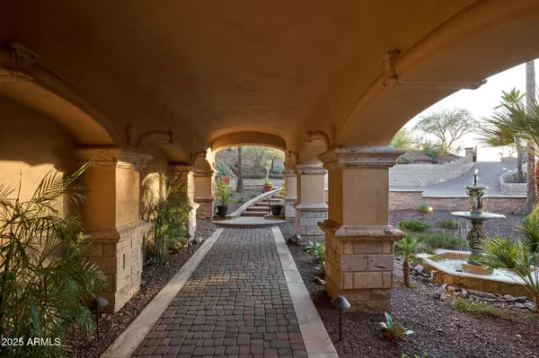 Paradise Valley, AZ 85253,4490 E VALLEY VISTA Lane
