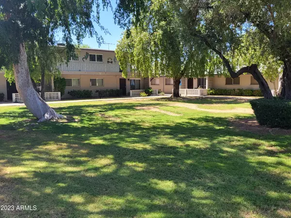 Phoenix, AZ 85014,5550 N 12TH Street #24