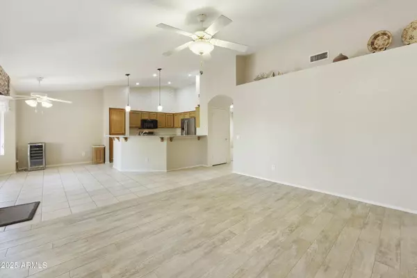 Sun Lakes, AZ 85248,24211 S STARCREST Drive
