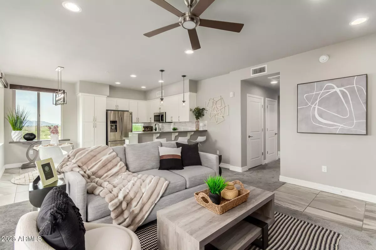 Phoenix, AZ 85054,17850 N 68TH Street #3063