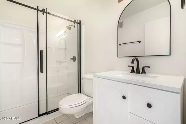 Scottsdale, AZ 85257,814 N 82ND Street #G115