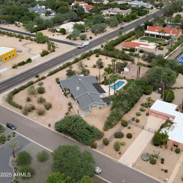 Paradise Valley, AZ 85253,7631 N MOCKINGBIRD Lane #1