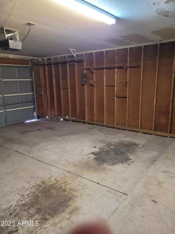 Phoenix, AZ 85035,6014 W WINDSOR Avenue