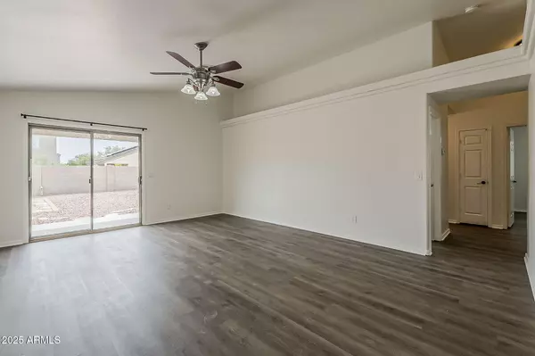 El Mirage, AZ 85335,13009 W PORT ROYALE Lane