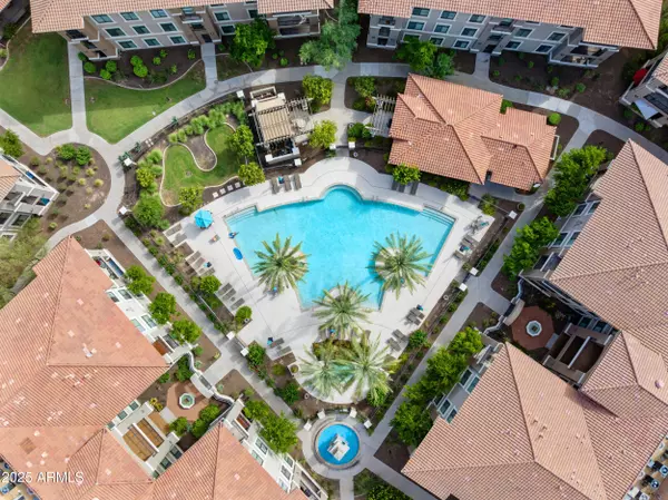 Phoenix, AZ 85028,11640 N Tatum Boulevard #2016