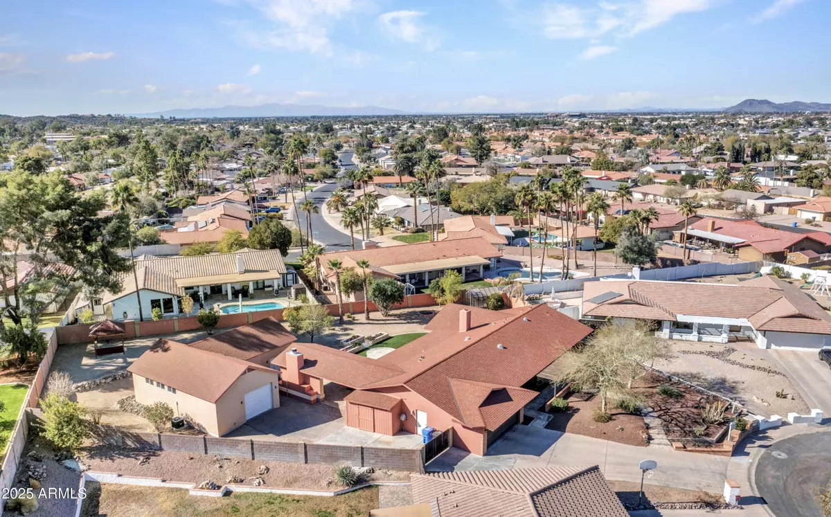 Phoenix, AZ 85022,215 E MARCONI Avenue