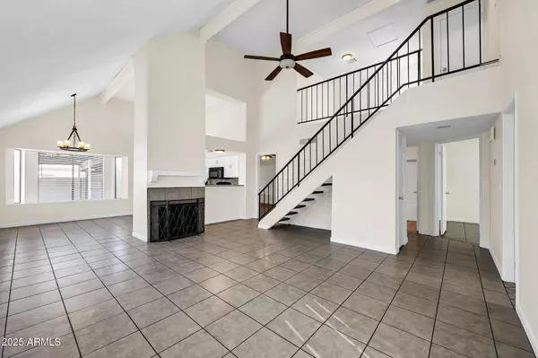 Phoenix, AZ 85027,20824 N 21ST Avenue